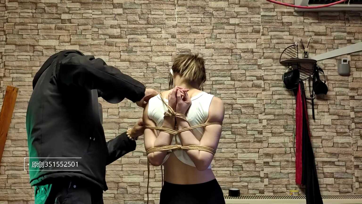 天逸影画，这个女生真的很好看！