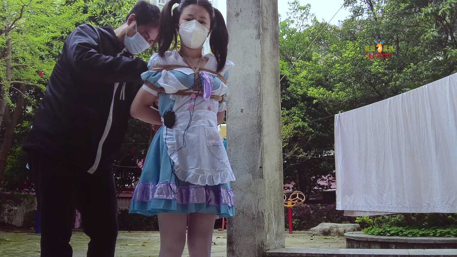 小驴原创，这个女生的马尾辫真好看！