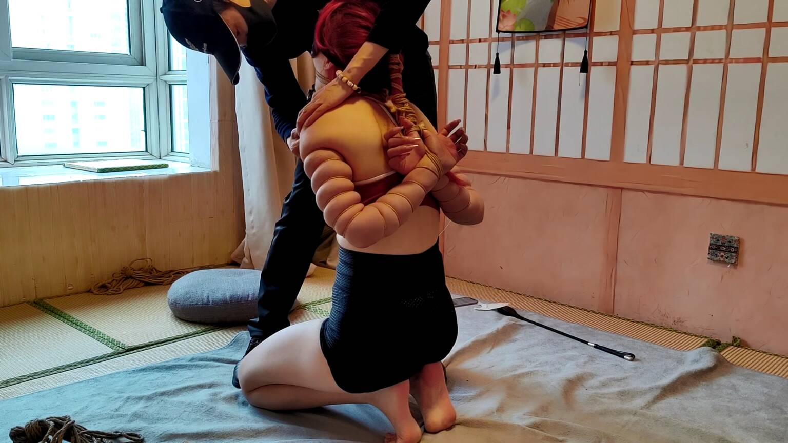 一绳所爱，红色的眼罩好看吗？