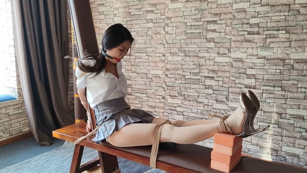 一绳所爱，格子裙子是真的好看！