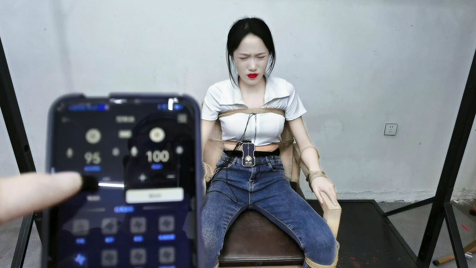 飞天原创，你的牛仔裤很好看！