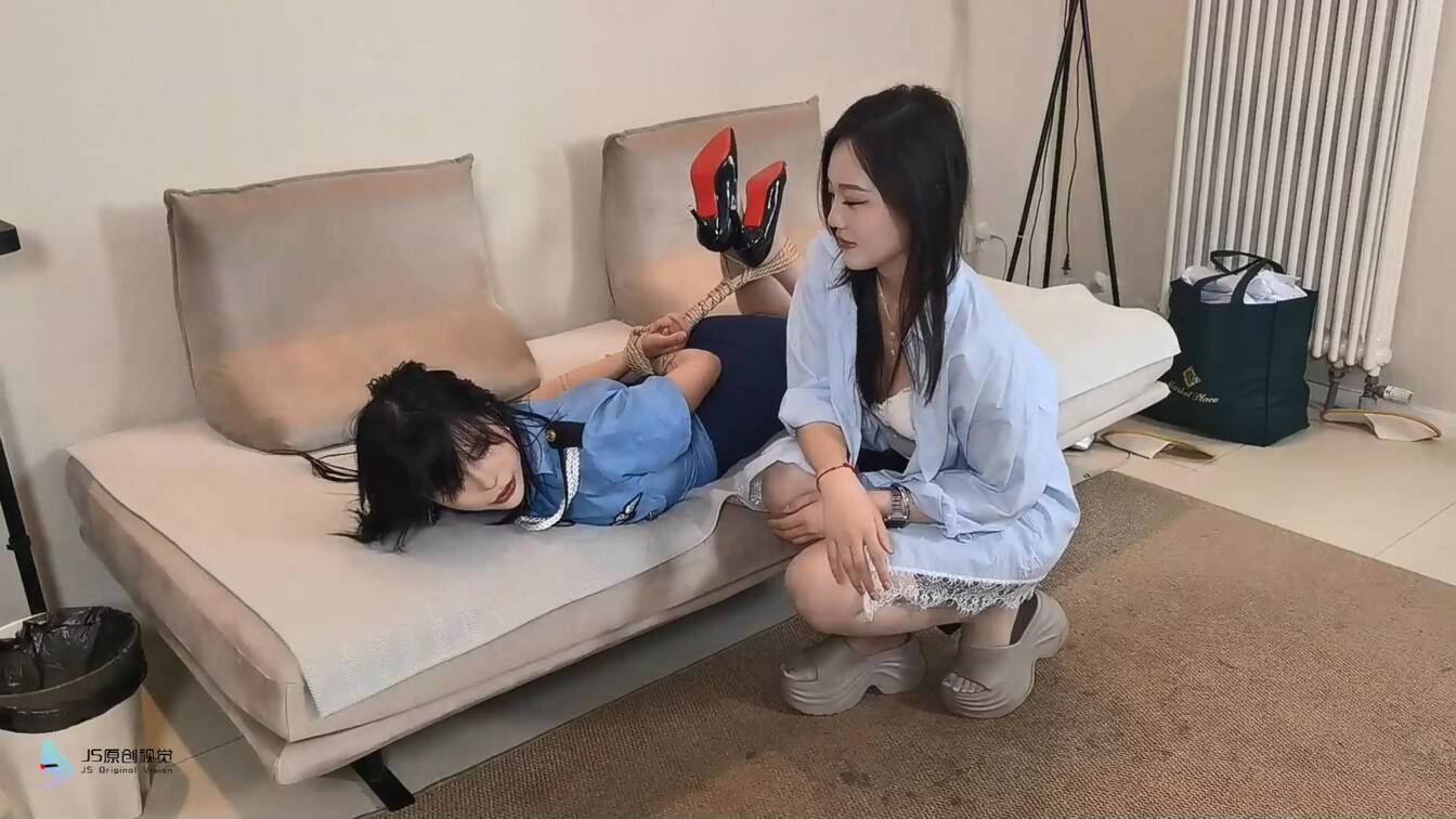 逍遥原创，你们两个合作的不错！